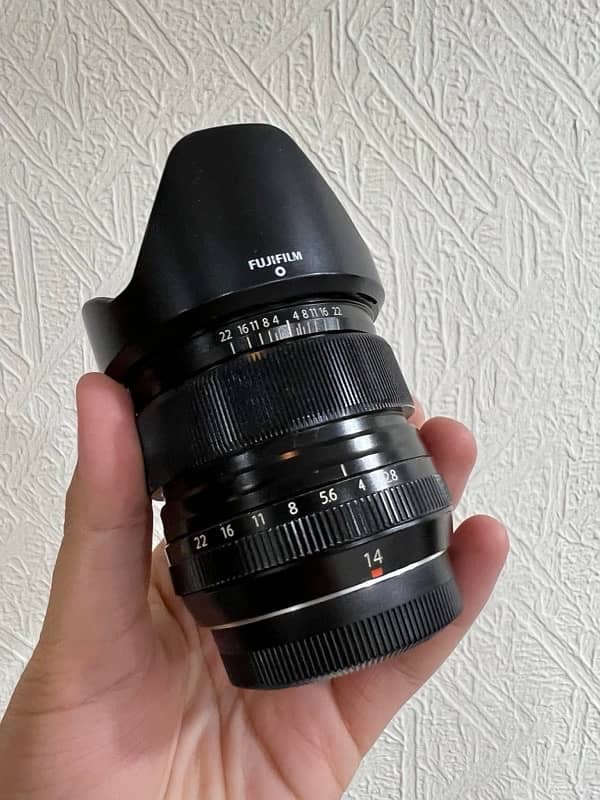 Fujifilm 14mm f2.8 condition 10/10+ 1