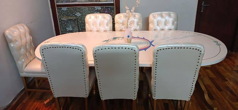 Solid Dinning table/ 7 chairs / Deco paint / Leather Poshish chairs 2