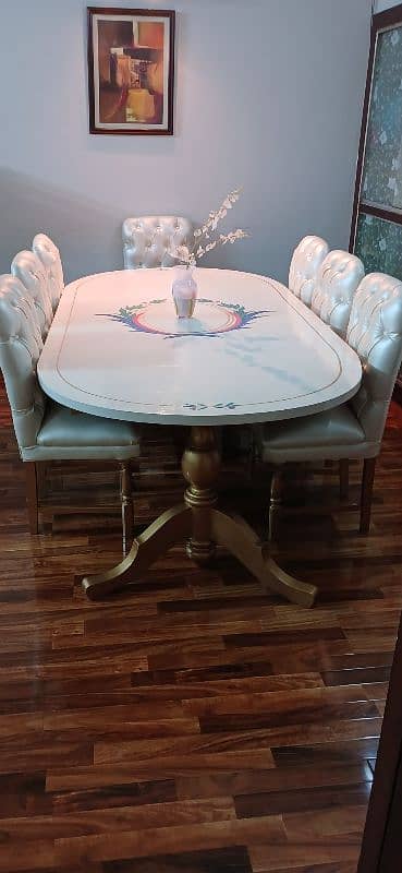 Solid Dinning table/ 7 chairs / Deco paint / Leather Poshish chairs 3