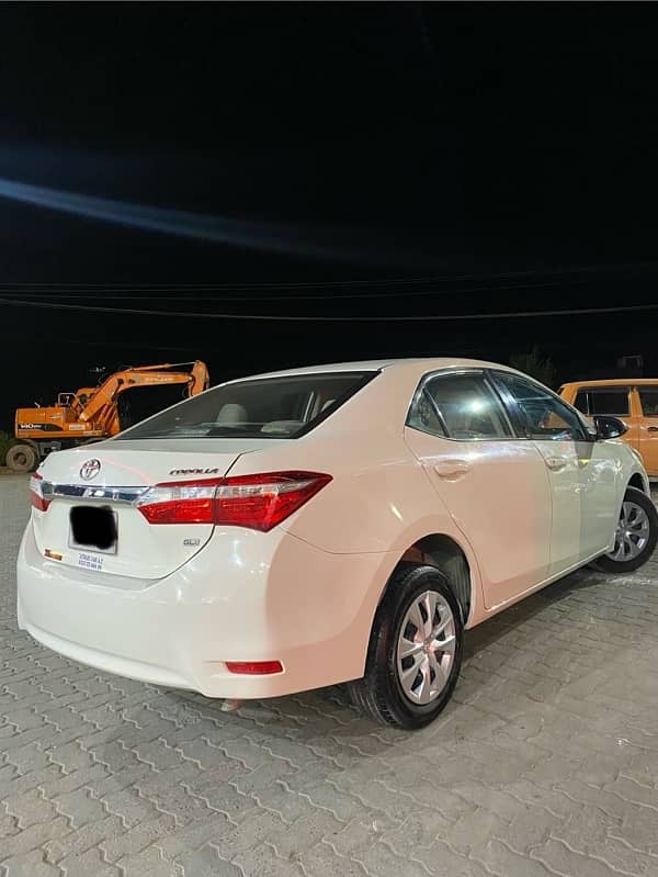 Toyota Corolla GLI 2015 1