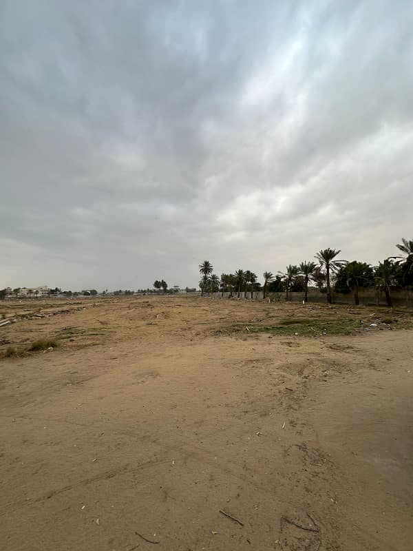 Shafi Hakeem Villas Plots Available In Easy installments 7