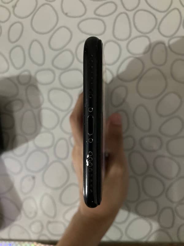 Iphone 7plus PTA Approved in good condition 0