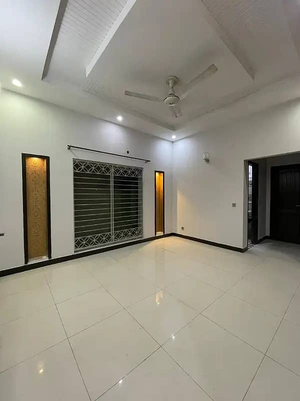 Vip 10 Marla Luxury Non Furnished House For Rent In Bahria Town Lahore 1