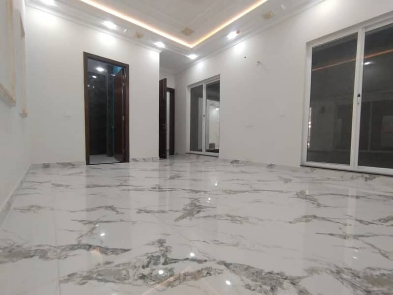 1 Kanal Luxury Non Furnished Upper Portion For Rent In Bahria Town Lahore 8