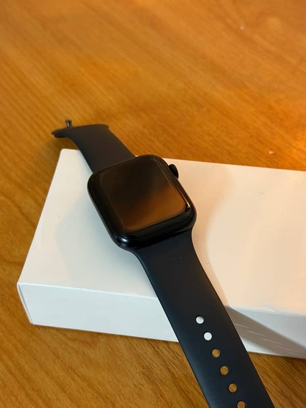 Apple Watch Series 7 45 MM 3