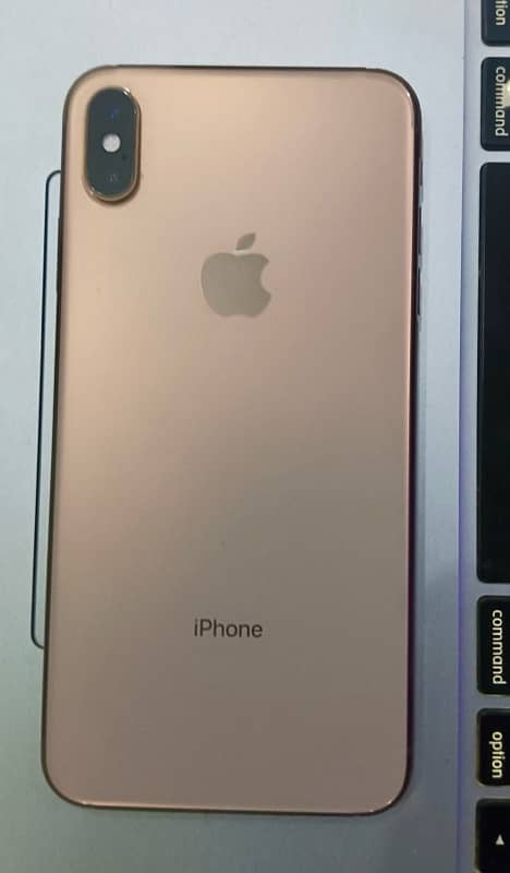 iPhone Xs Max 1