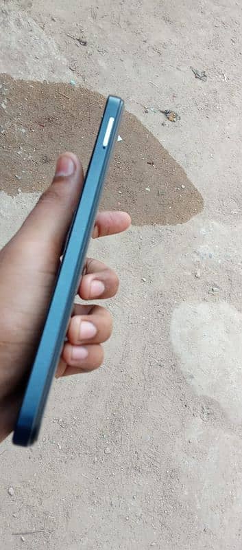 Infinix hot 30 paly  6/64 2