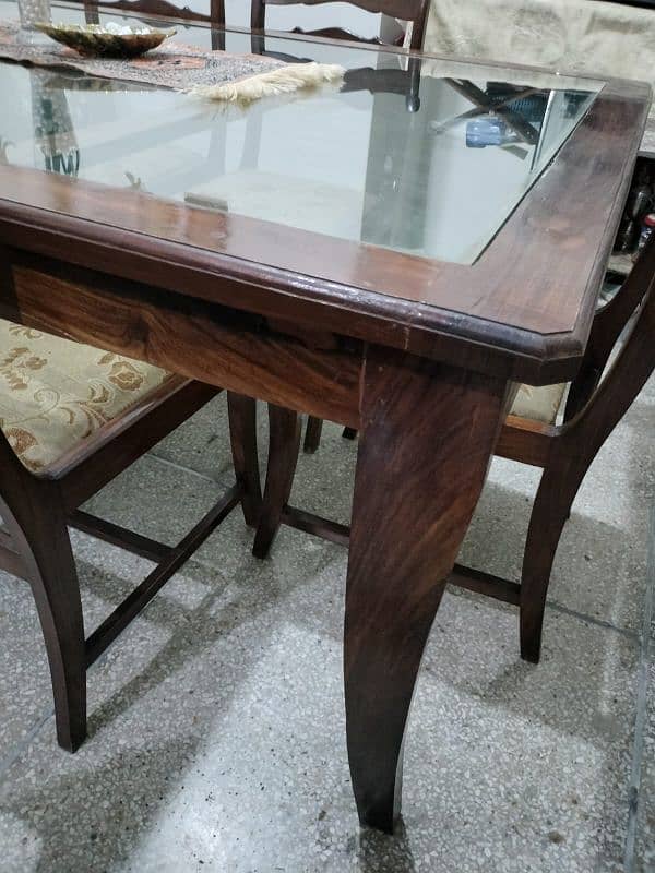 Wooden Dinning table and chairs 3