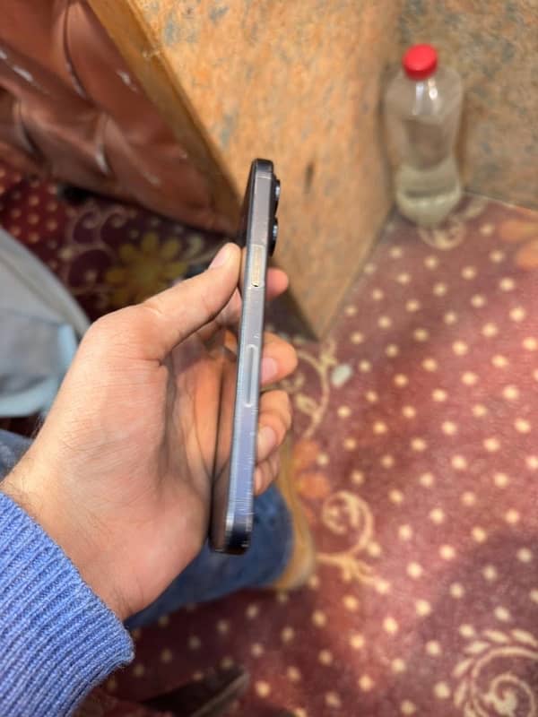 iPhone 15 Pro Max 256 gb blue titanium 3