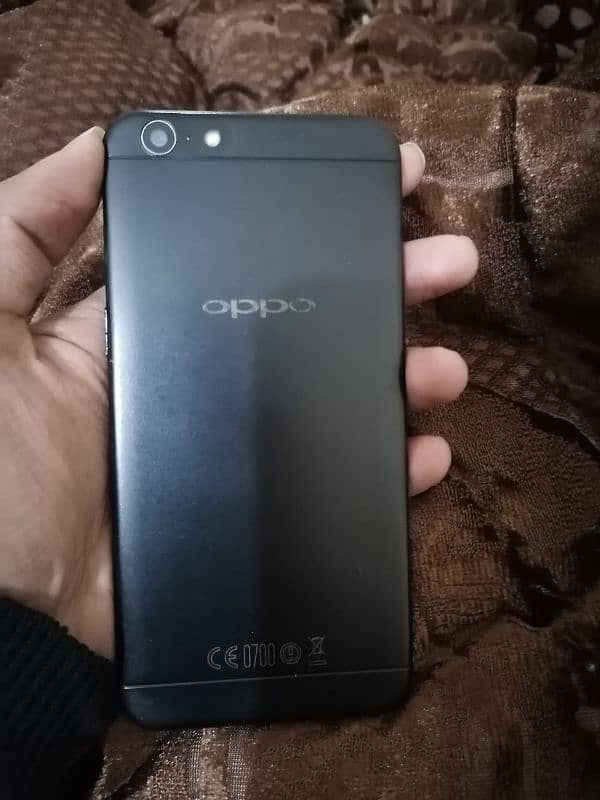 OPPO A57 5