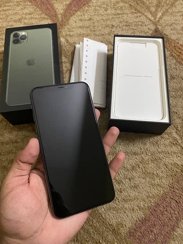 iPhone 11 Pro Max 1