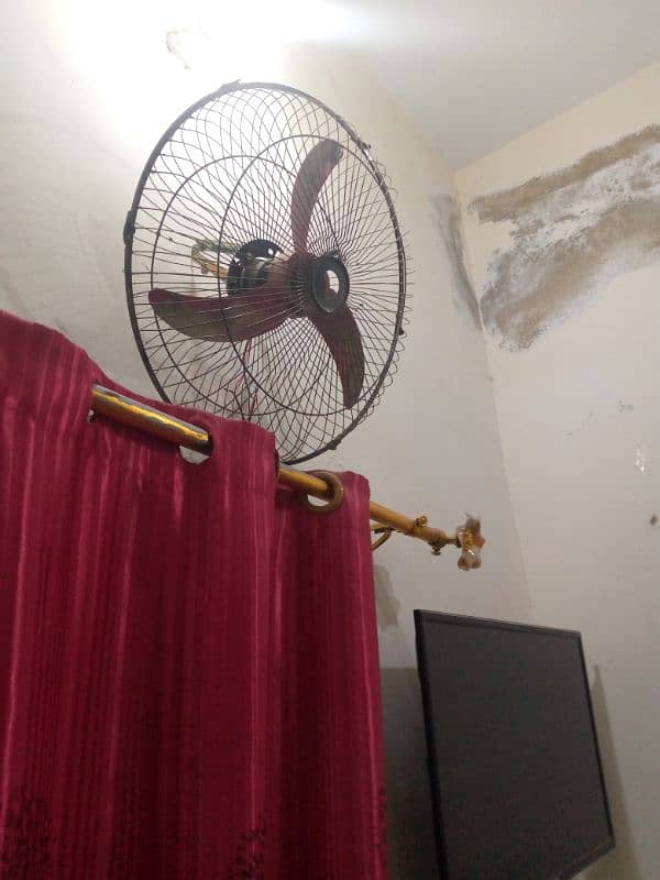 12 volt DC fan 1