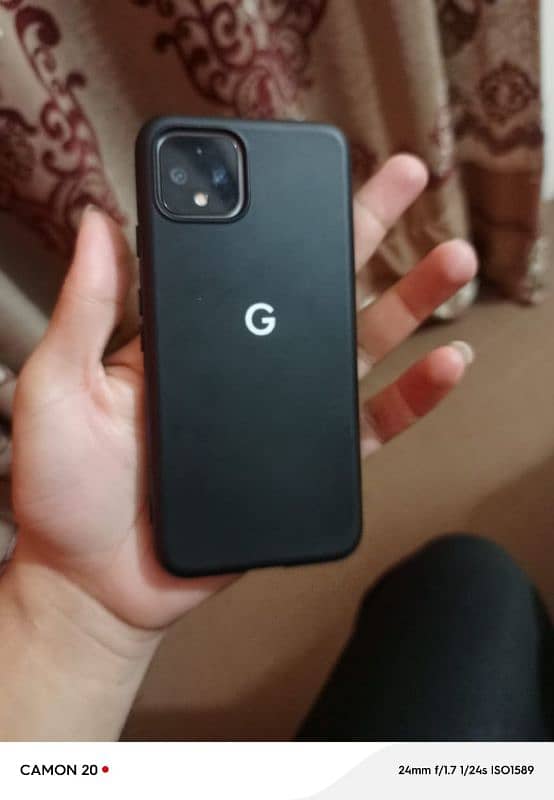 Google pixel 4 10/10 4/64 exchange possible 4