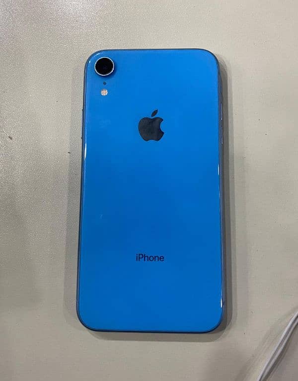 Selling my iphone XR 0