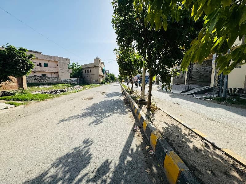 A Main Double Road House Of 2161 Square Feet In Marghzar Officers Colony 7