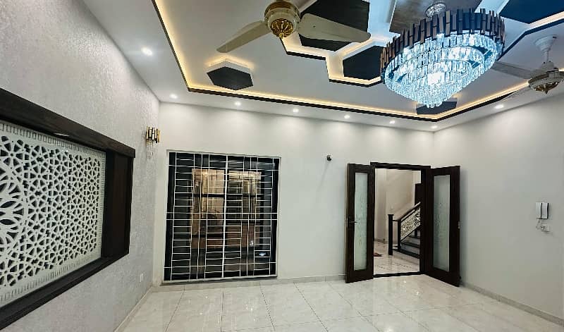 Well-Constructed Brand New House Available For Sale In Allama Iqbal Town Very Prime Location 7