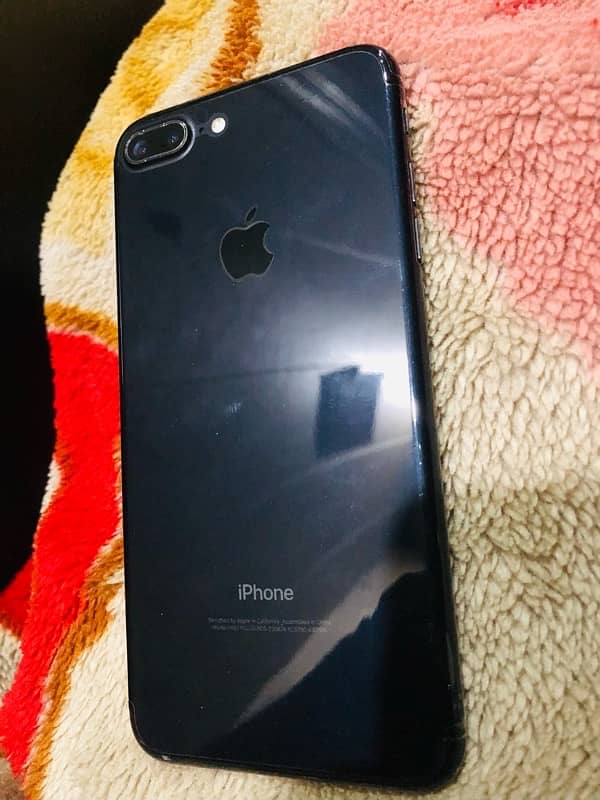 I phone 7 plus 128gb pta approved 2