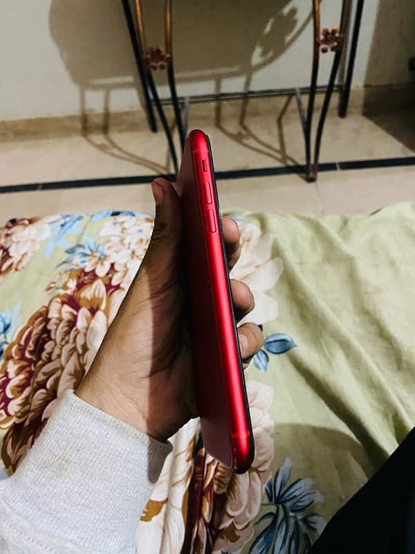 Iphone xr 128gb pta approved 1