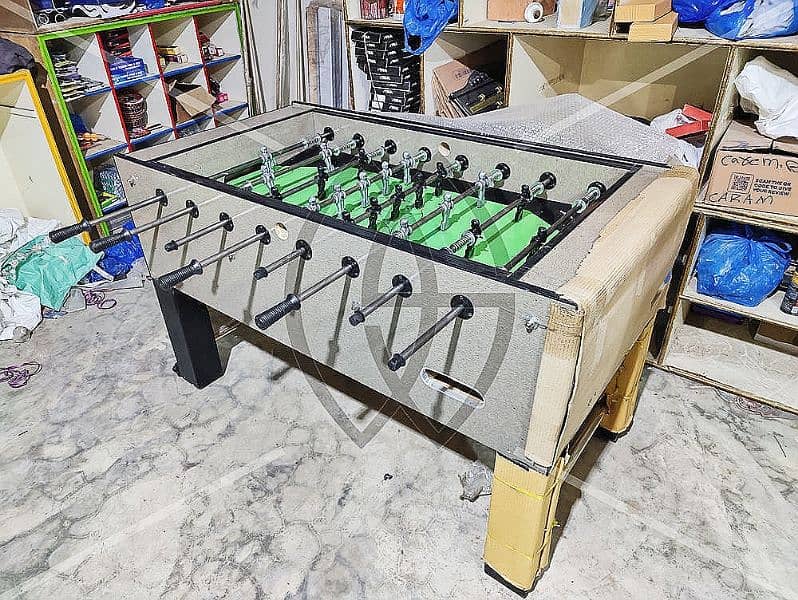 Foosball table / hand ball / soccer table / bdawa  / patti / 3