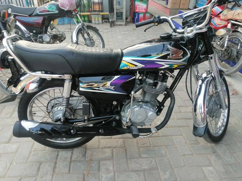 honda cg 125 2020 full lush conditoin 0