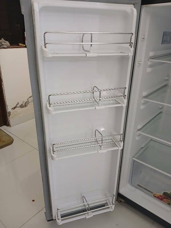 Dawlance Refrigerator DFD-900 For Sale 4