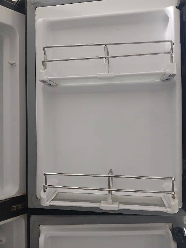 Dawlance Refrigerator DFD-900 For Sale 7