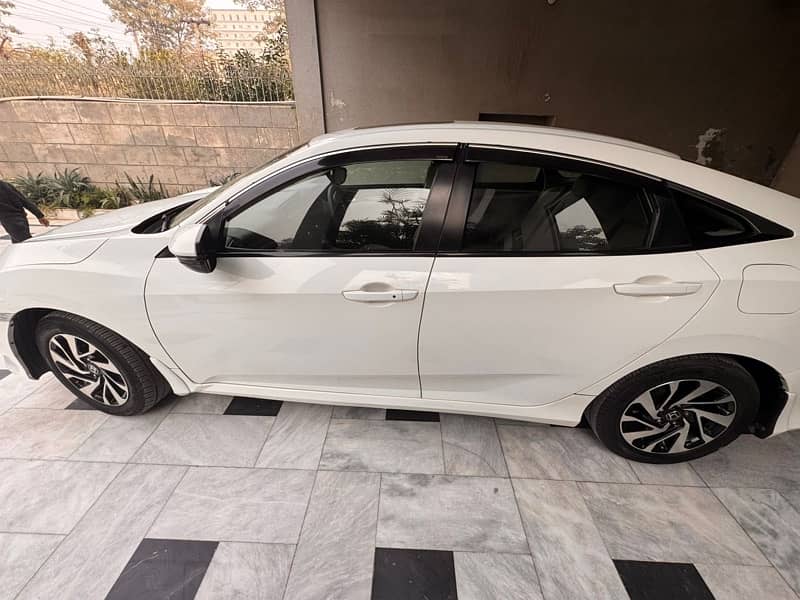 Honda Civic VTi Oriel Prosmatec 2017 4