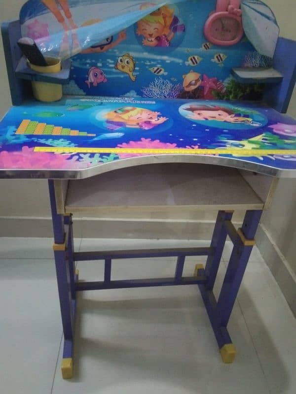 study table for kids 2