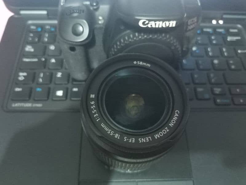 canon 700D 18-55 lens boya mic 8