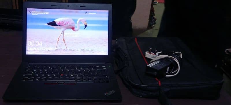 LENOVO LAPTOP + OFFICIAL CHARGER + OFFICIAL BAG 7