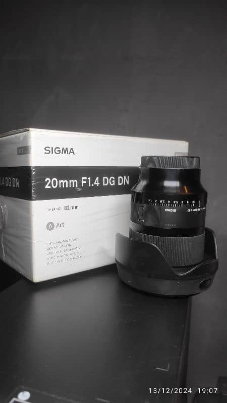 Sigma 20mm E mount f1.4 DG DN Almost New 0