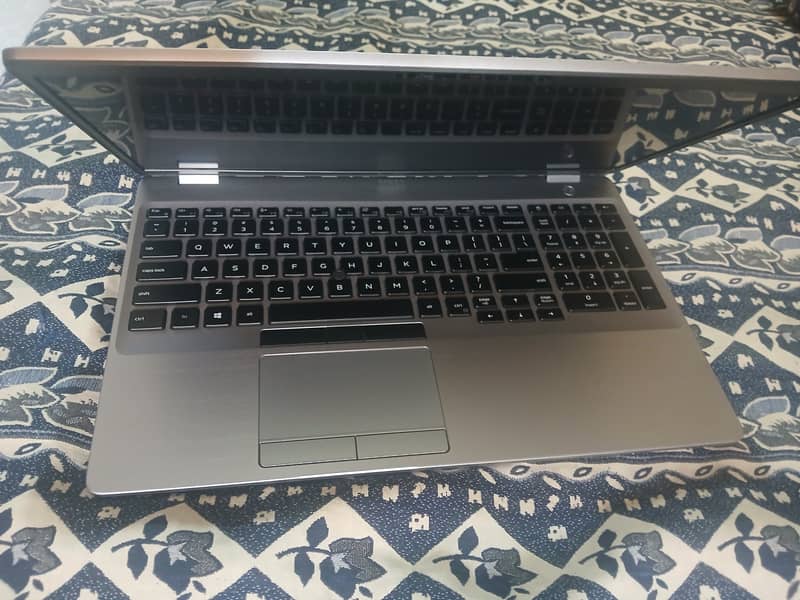 Dell Laptop 3551 10 by 10 condition 1