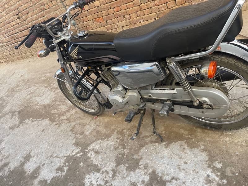 all genuine bike all parts new installed full new bike 6