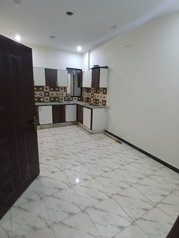 BRAND NEW LUXURIOUS 2 BED DD APARTMENT FOR RENT 7