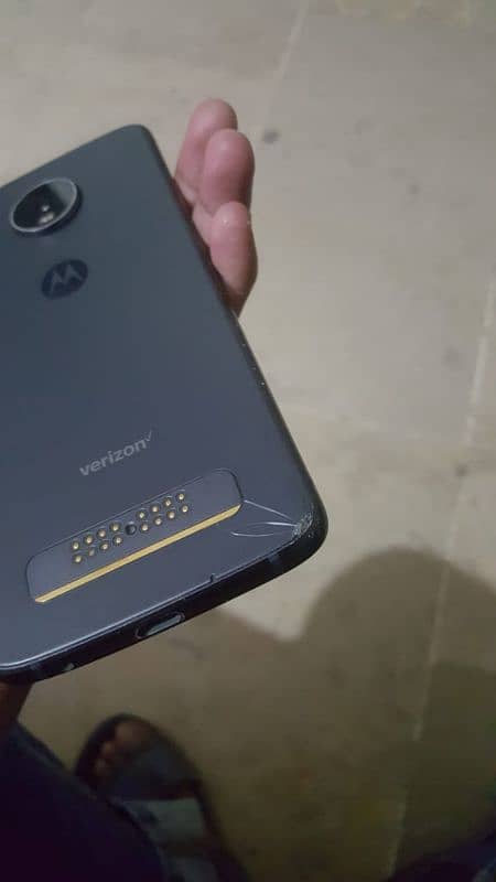 Motorola Z4 PTA approved hai 5