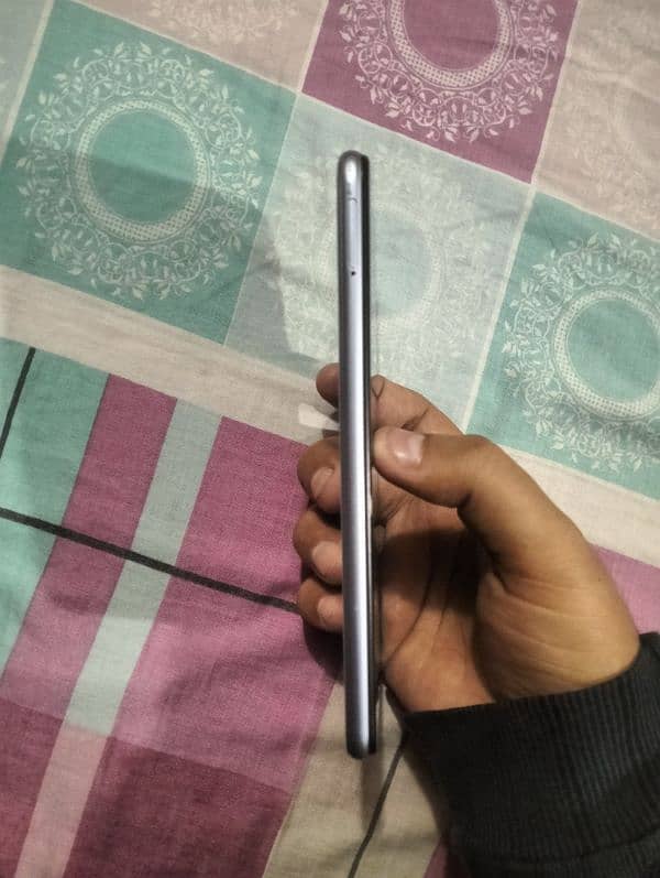 Samsung galaxy A50 (6/128) only mobile hai 10