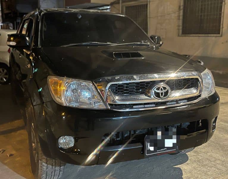 Toyota Hilux vigo G 8