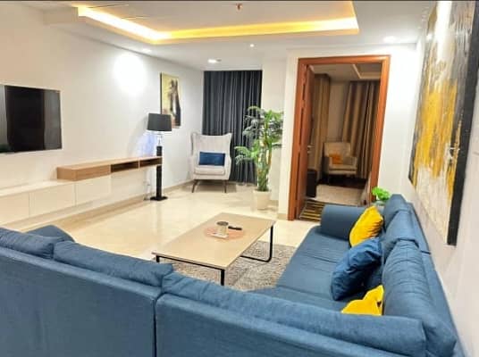 Luxurious One bed Room Apartment Gold Crest Mall 3