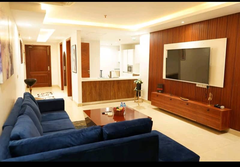 Presidential one Bedroom Apartment Gold Crest Mall 21