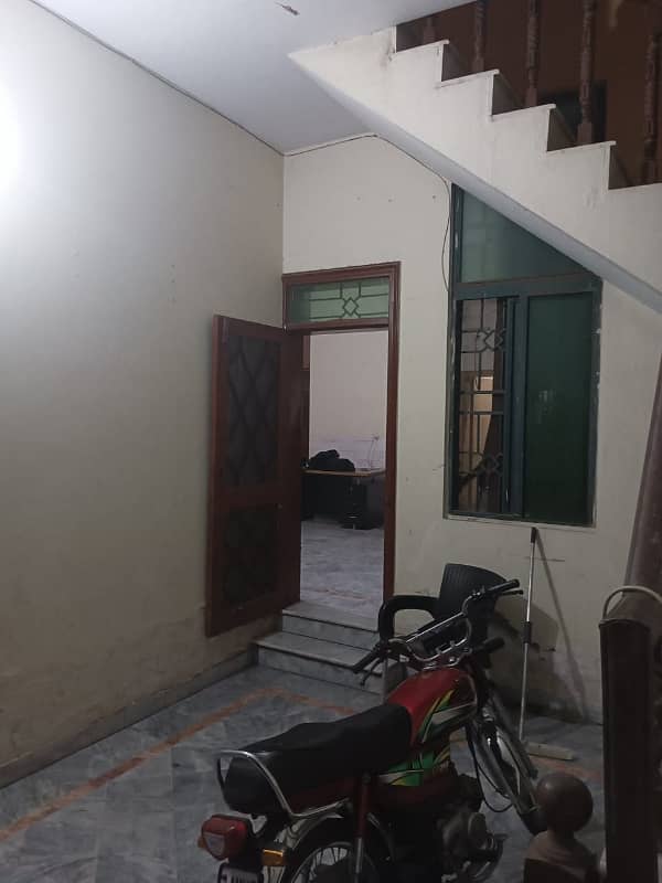 16 MARLA CORNER LOWER PORTION BACHULARS + SILENT OFFICE FOR RENT IN JOHAR TOWN LAHORE 9