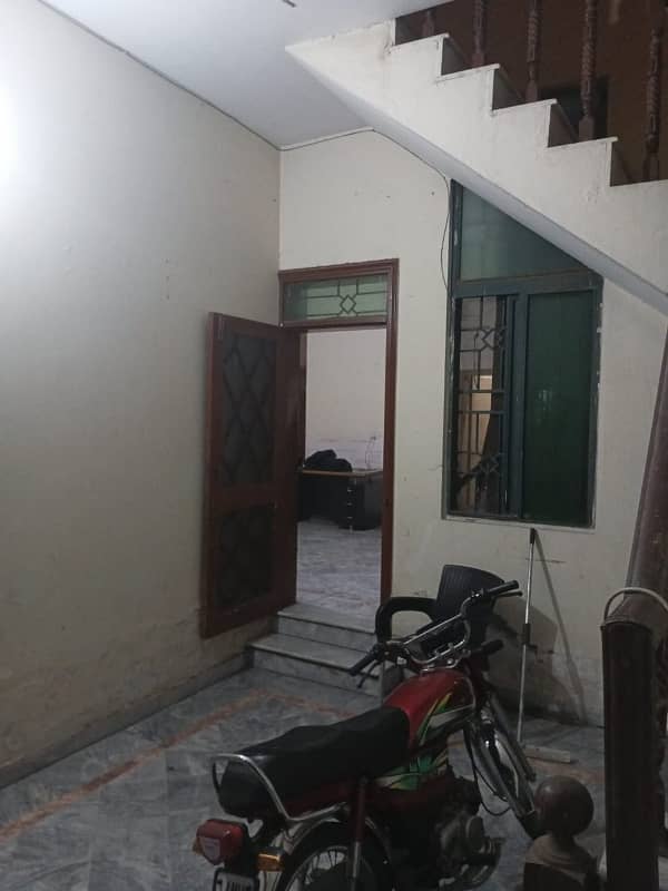 16 MARLA CORNER LOWER PORTION BACHULARS + SILENT OFFICE FOR RENT IN JOHAR TOWN LAHORE 10