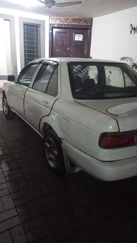 Nissan Sunny 1993 6