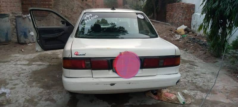 Nissan Sunny 1993 12