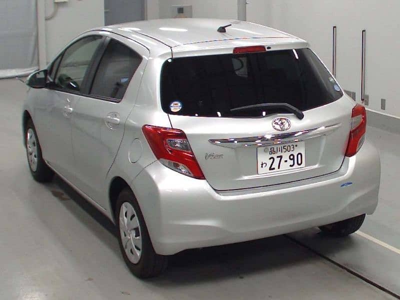 Toyota Vitz 2016 14