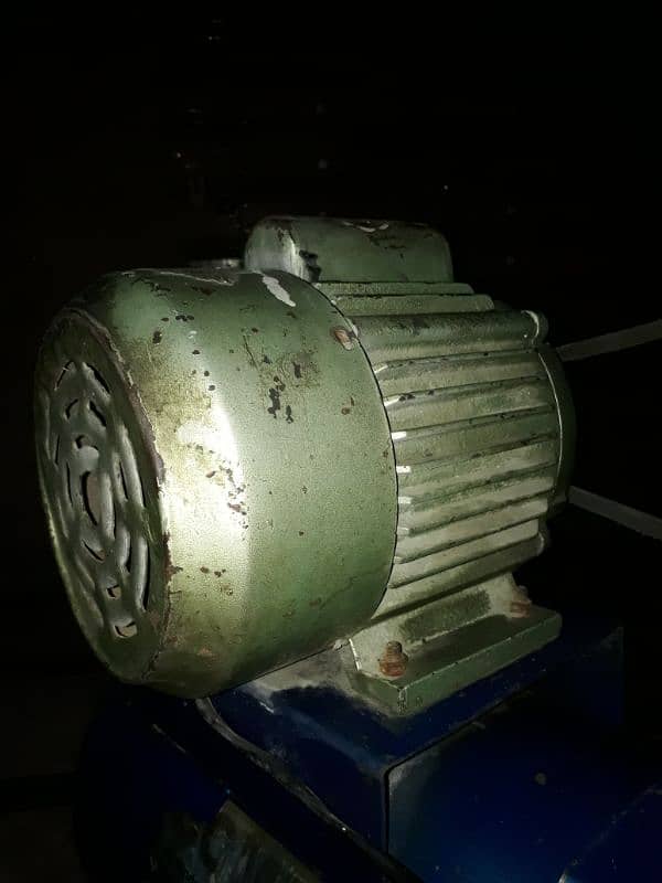 Air Compressor 4