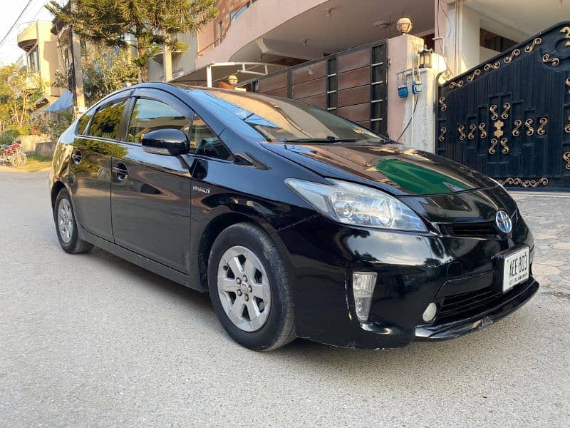 Toyota Prius 2012 3