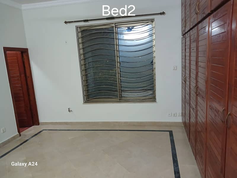 10marla 3beds DD TV lounge kitchen attached baths neat clean upper portion for rent in G 13 1 Islamabad 0