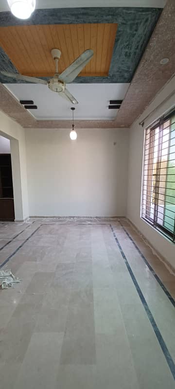 14marla 3beds DD TV lounge kitchen attached baths Brand New upper portion for rent in G 14 4 islamabad 0