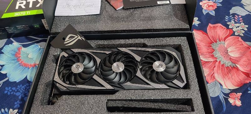 RTX 3070 TI ASUS ROG STRIX WITH BOX SEALED WITH LOW TEMPS 6