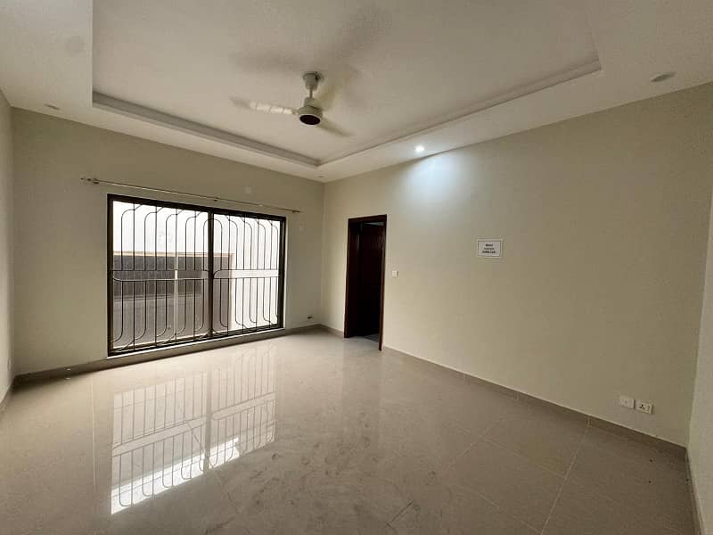 15 Marla House Is Available For Sale In Askari 10 Sector S At Super Hot Location 29